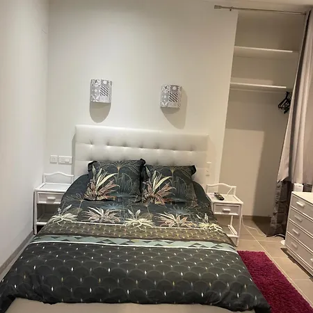 Bord De Deux Ch Sdb Privative 빌라