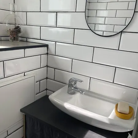 Bord De Deux Ch Sdb Privative *