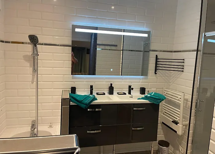 Bord De Deux Ch Sdb Privative Agde